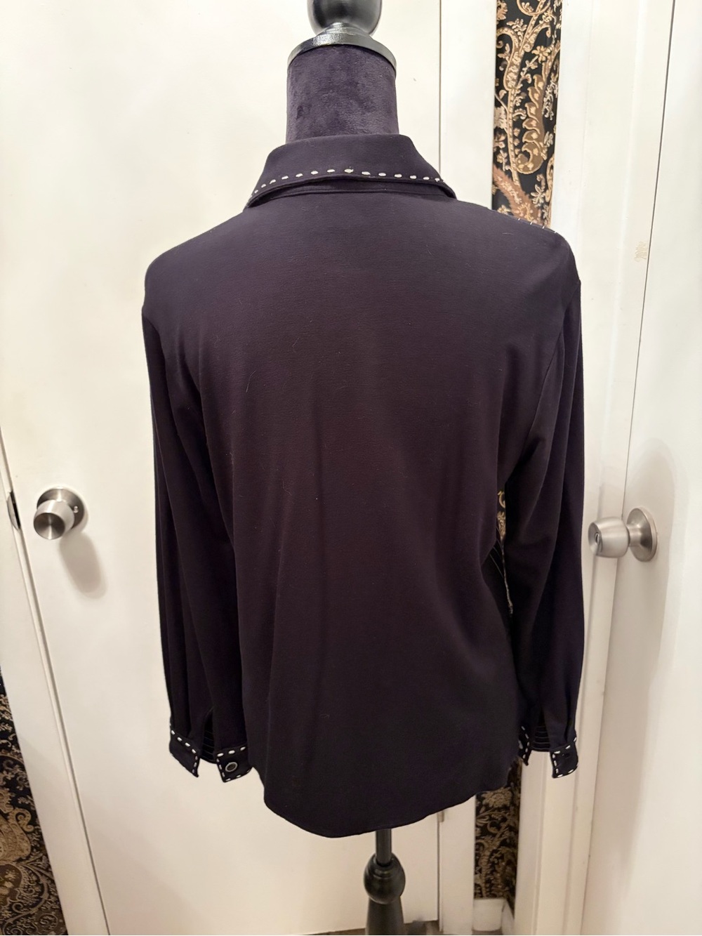 Teddi Black Patchwork Button-Up Blouse with Pink Floral Embroidery - Picture 2 of 11
